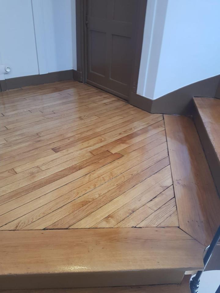 Escalier et sol intérieur bois Clichy